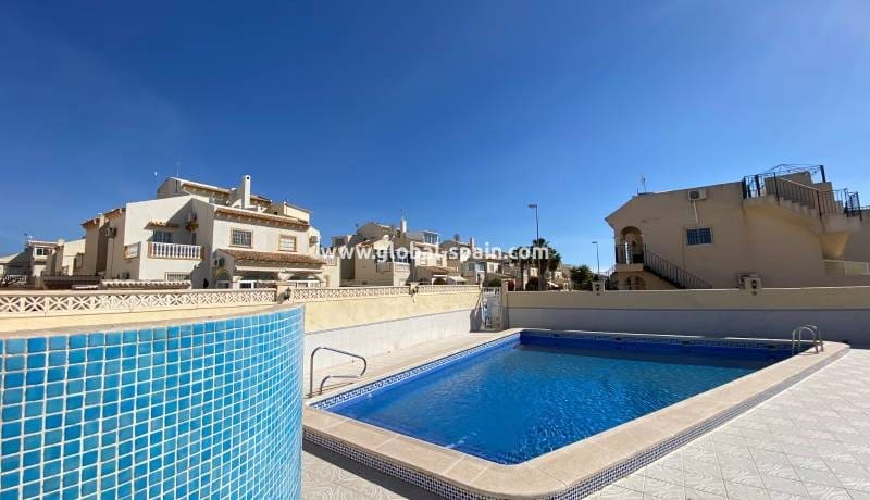 2 slaapkamer Appartement te koop in Playa Flamenca met zwembad - € 145.000 (Ref: 10044624)