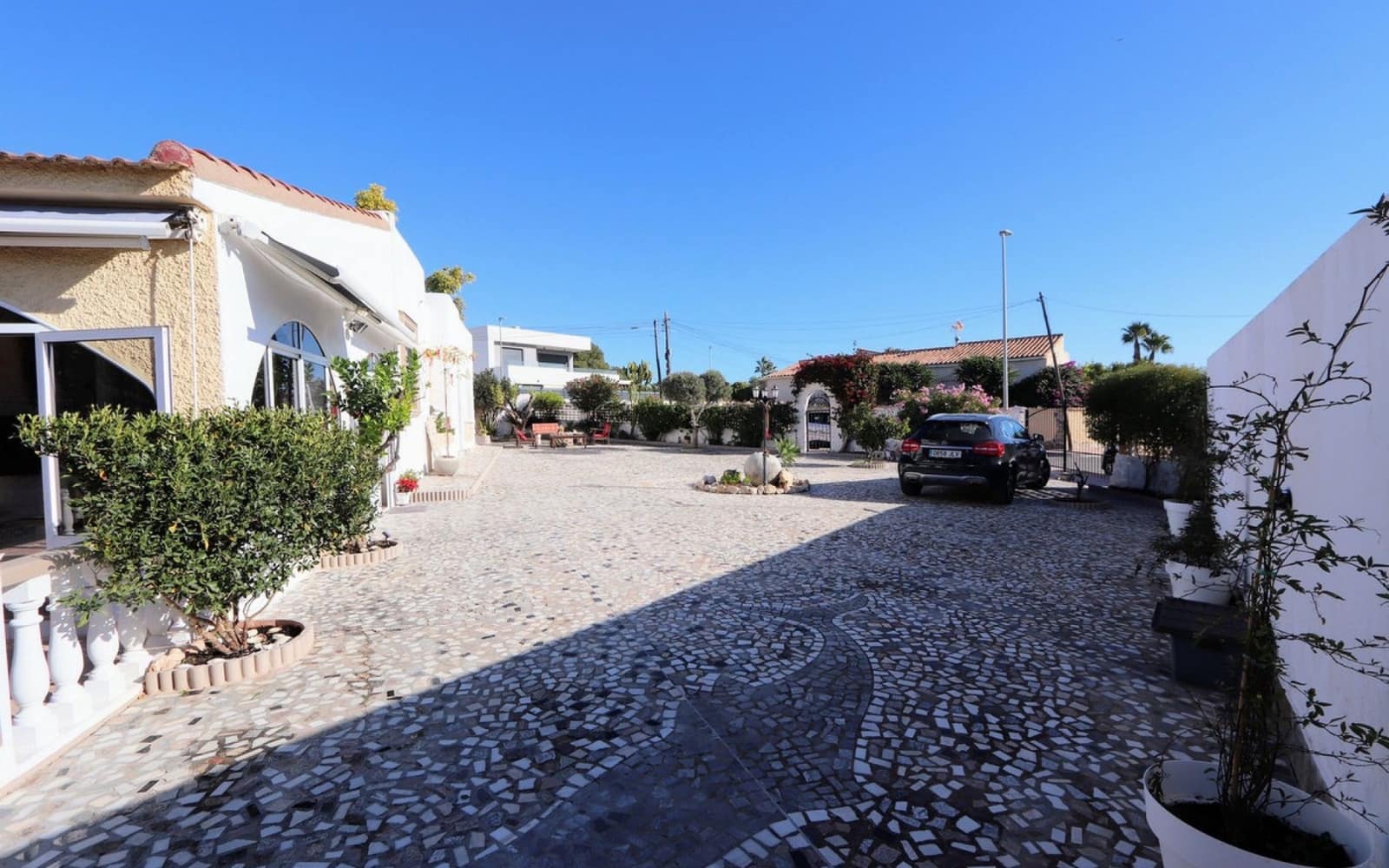6 sovrum Villa till salu i Ciudad Quesada med pool - 443 000 € (Ref: 10045779)
