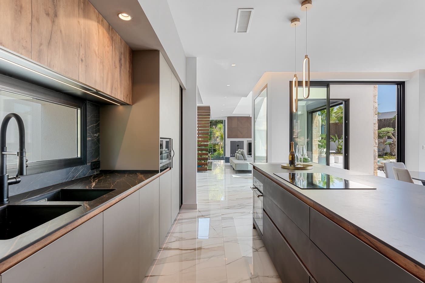 4 chambre Villa/Maison à vendre à Las Colinas Golf avec piscine garage - 2 600 000 € (Ref: 10046810)
