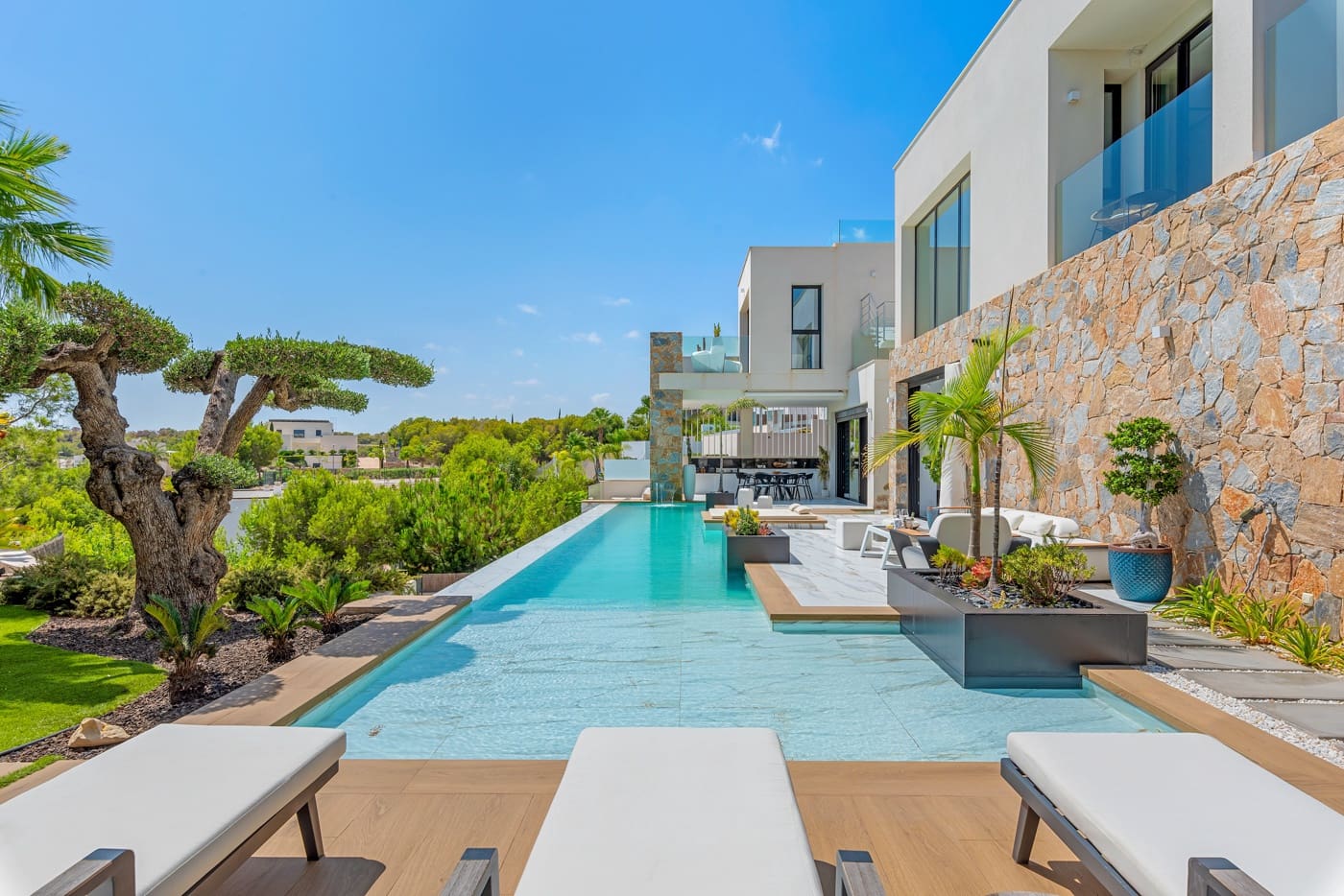 4 chambre Villa/Maison à vendre à Las Colinas Golf avec piscine garage - 2 600 000 € (Ref: 10046810)