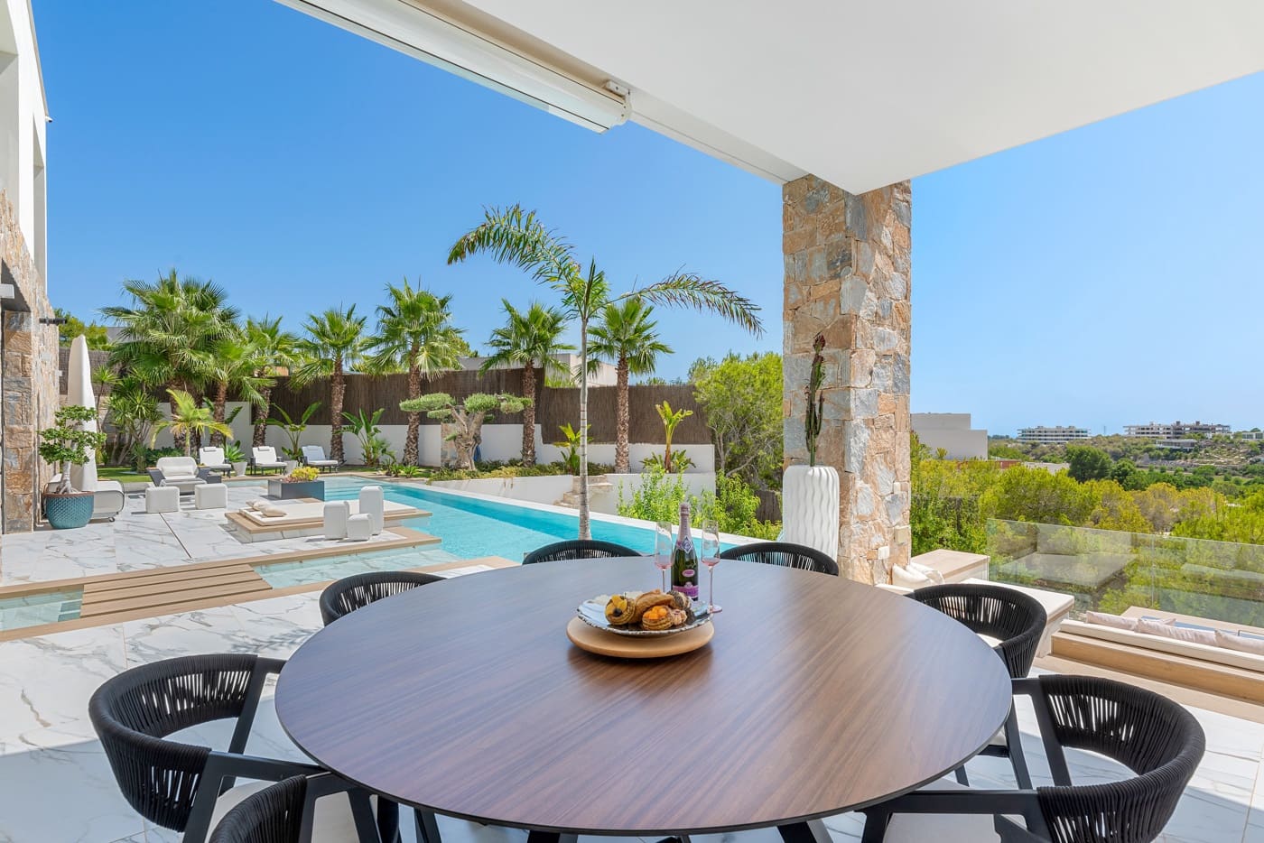 4 chambre Villa/Maison à vendre à Las Colinas Golf avec piscine garage - 2 600 000 € (Ref: 10046810)