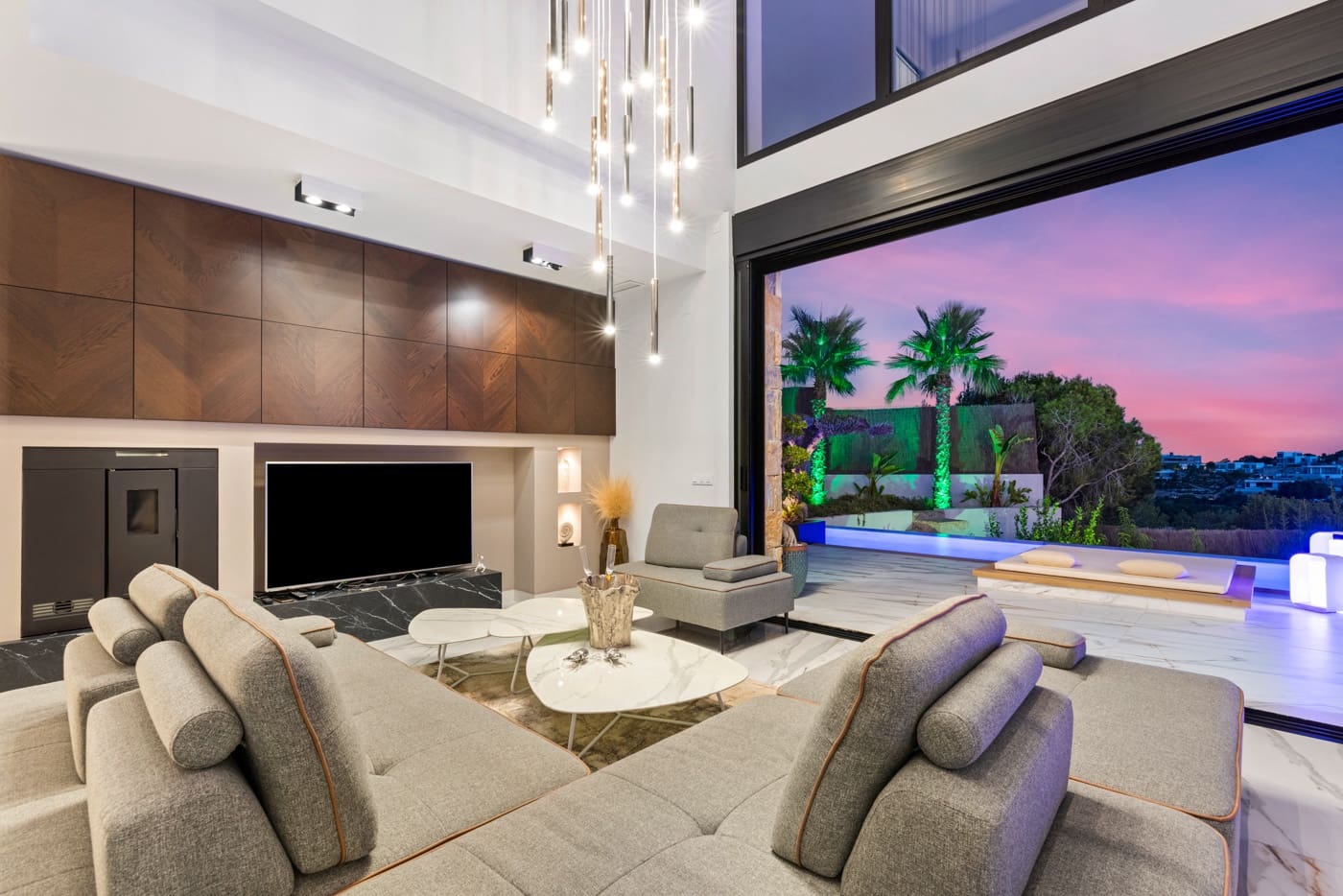 4 chambre Villa/Maison à vendre à Las Colinas Golf avec piscine garage - 2 600 000 € (Ref: 10046810)