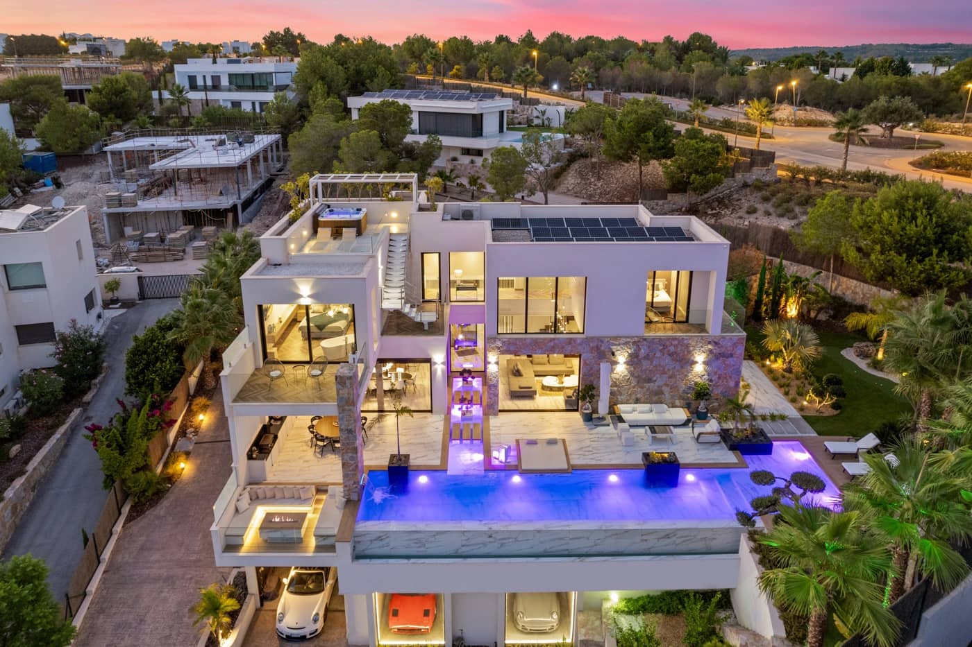 4 chambre Villa/Maison à vendre à Las Colinas Golf avec piscine garage - 2 600 000 € (Ref: 10046810)