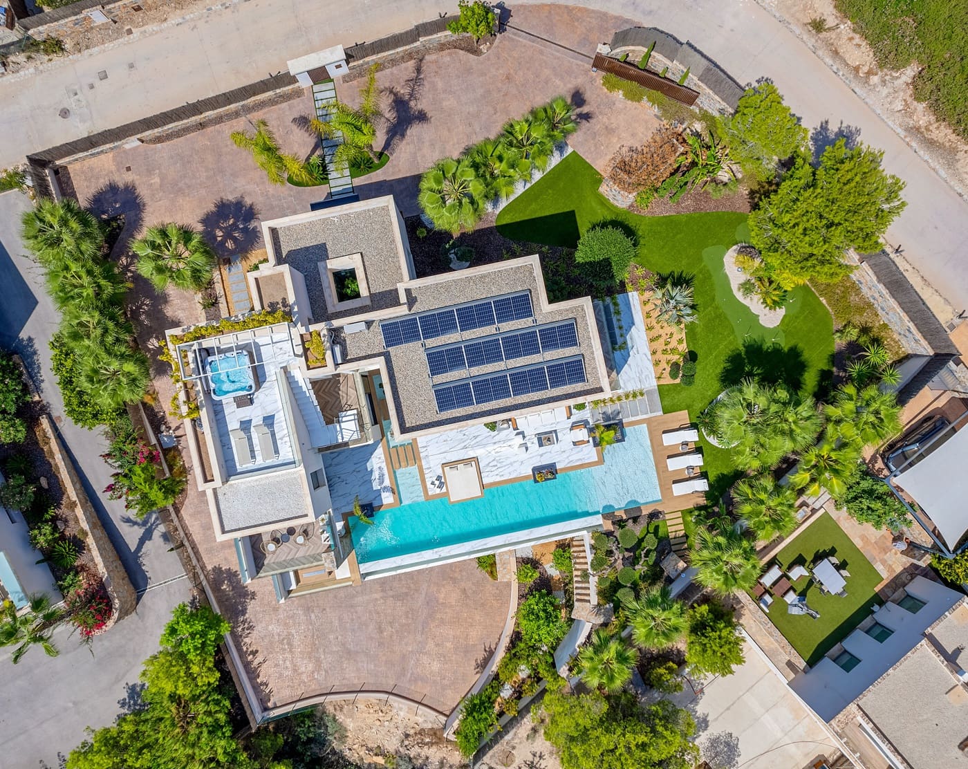 4 chambre Villa/Maison à vendre à Las Colinas Golf avec piscine garage - 2 600 000 € (Ref: 10046810)