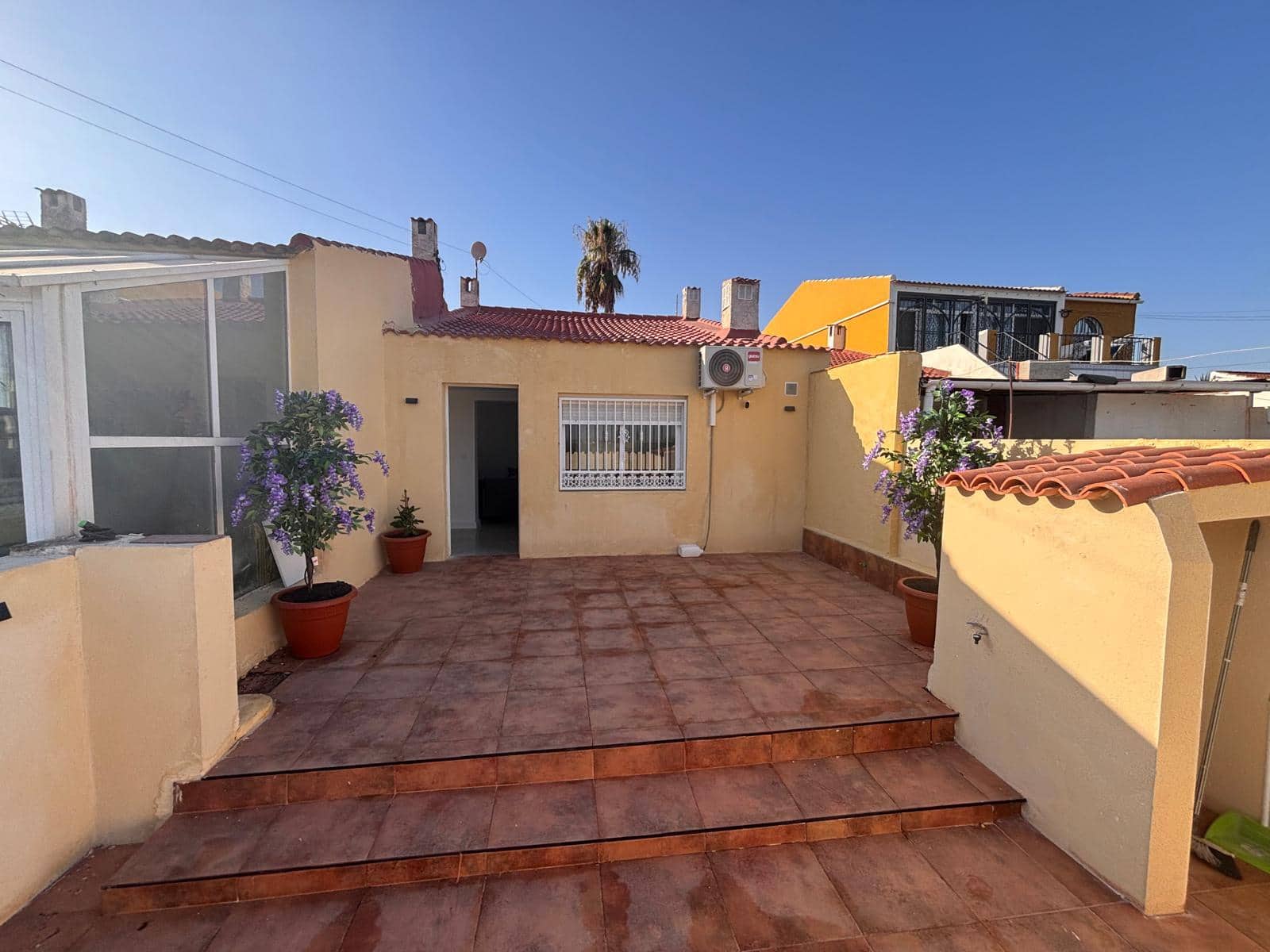 2 soverom Bungalow til salgs i Torrevieja - € 139 995 (Ref: 10048725)