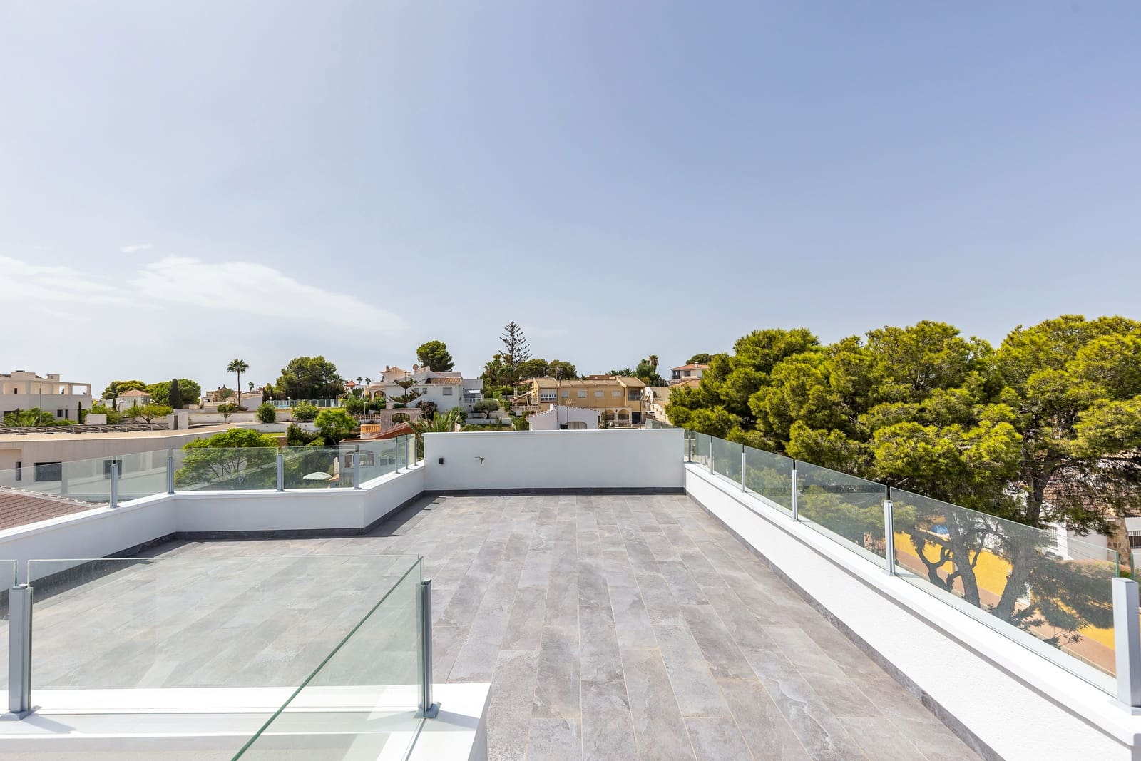 5 sypialnia Willa na sprzedaż w Los Balcones z garażem - 849 000 € (Ref: 10054654)