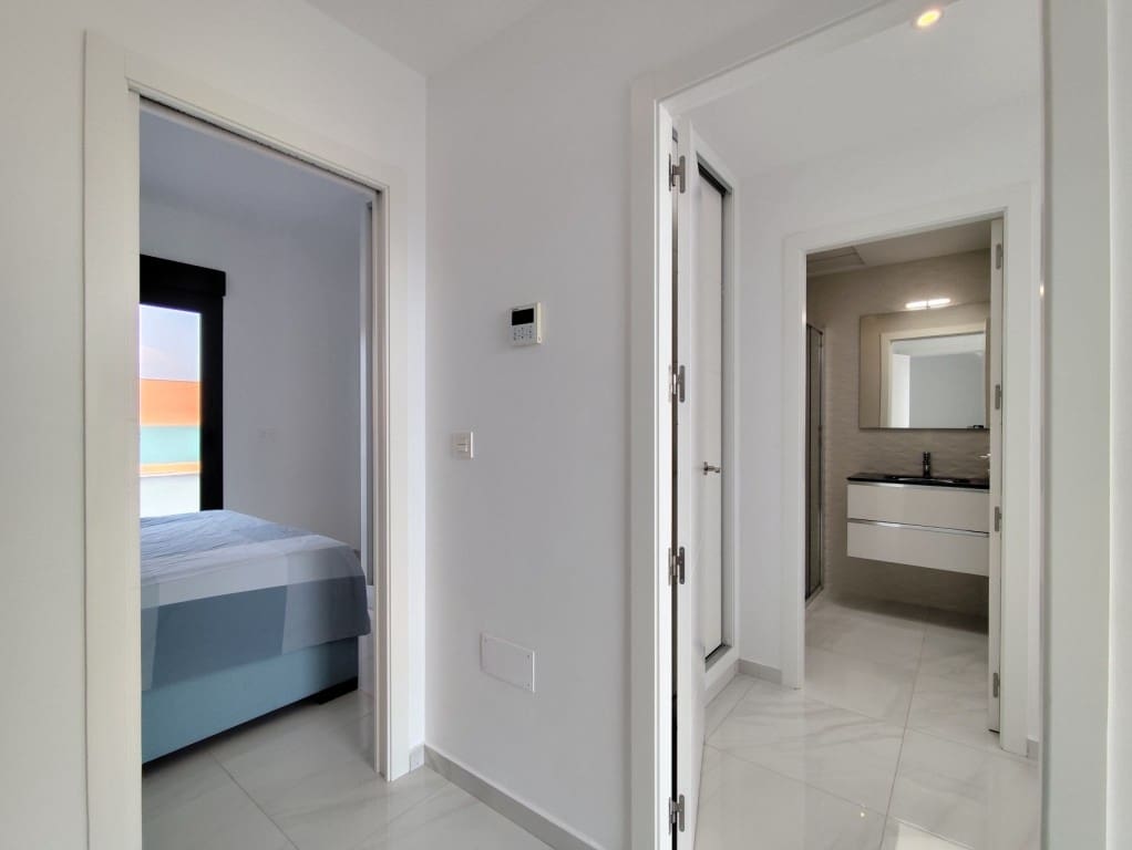 3 bedroom Townhouse for sale in Bigastro with pool - € 247,000 (Ref: 10054841)