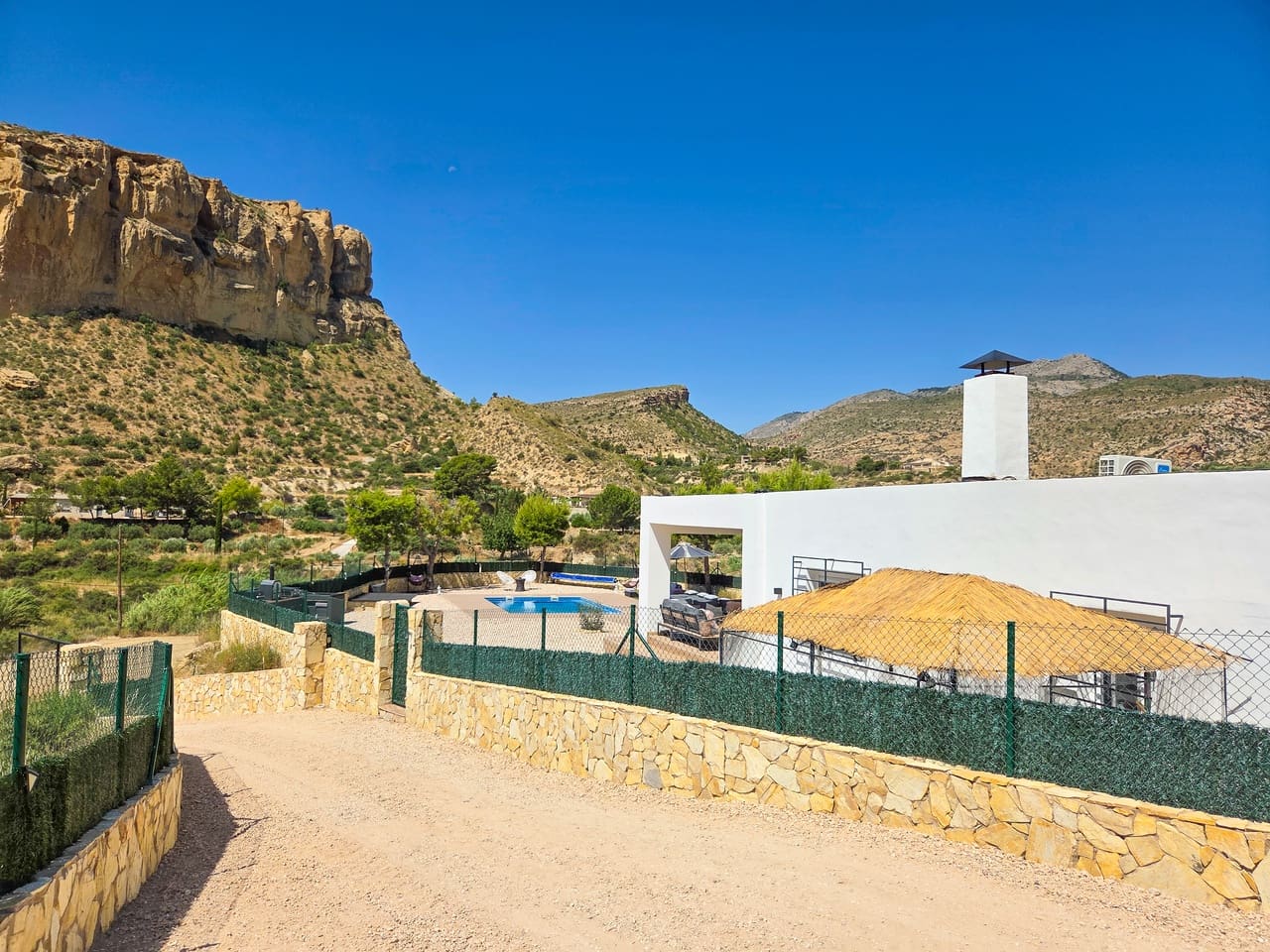 3 slaapkamer Villa te koop in Crevillente / Crevillent met zwembad garage - € 395.000 (Ref: 10054842)