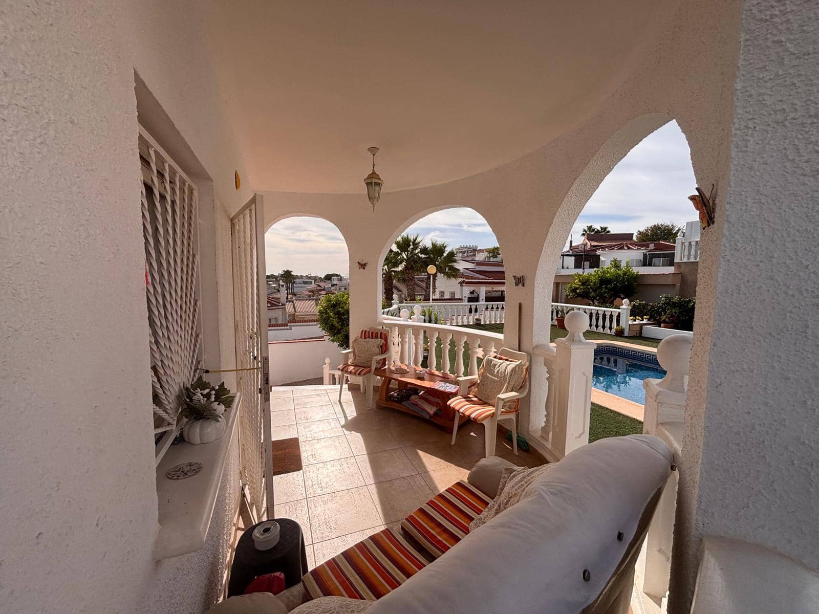 2 soverom Villa til salgs i Ciudad Quesada med svømmebasseng - € 310 000 (Ref: 10061385)