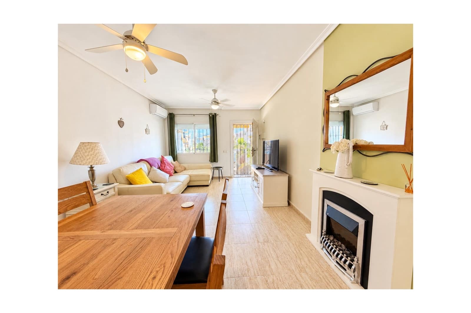 Casa de 2 habitaciones en Daya Nueva en venta con piscina - 159.995 € (Ref: 10061386)