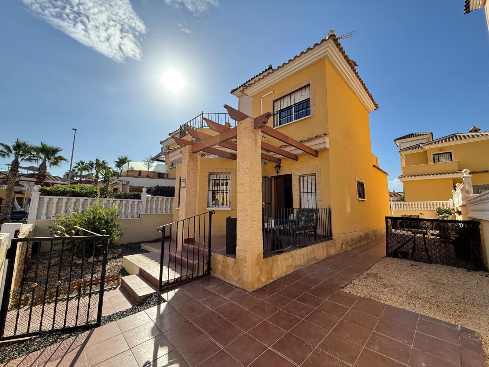 2 bedroom Villa for sale in Ciudad Quesada - € 230,000 (Ref: 10062378)