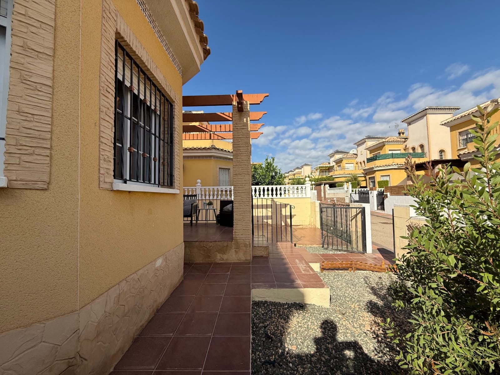2 bedroom Villa for sale in Ciudad Quesada - € 230,000 (Ref: 10062378)
