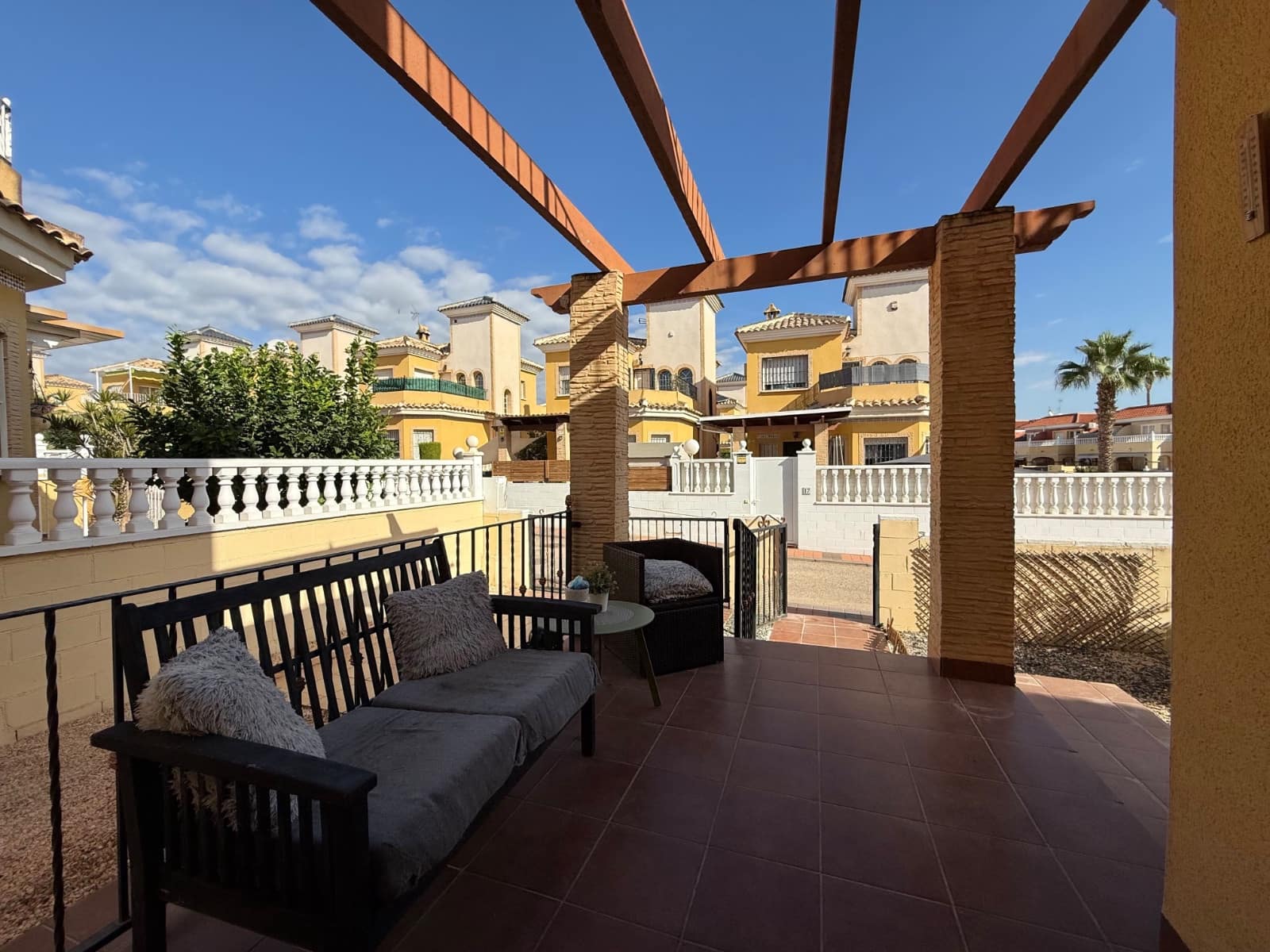 2 bedroom Villa for sale in Ciudad Quesada - € 230,000 (Ref: 10062378)