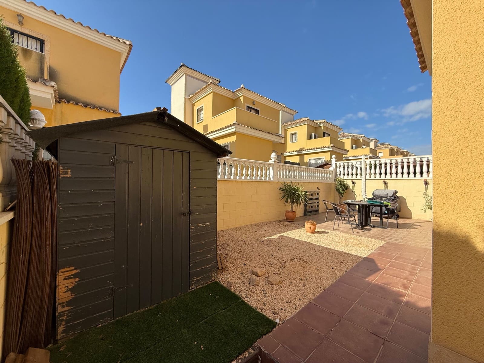 2 bedroom Villa for sale in Ciudad Quesada - € 230,000 (Ref: 10062378)
