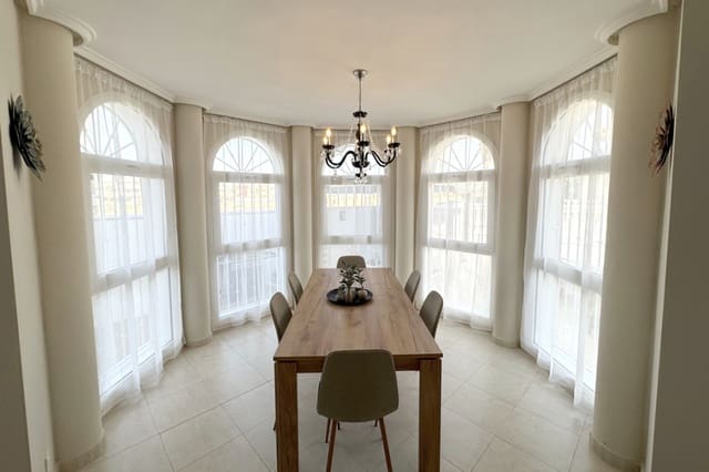 Pareado de 3 habitaciones en Doña Pepa, Rojales en venta - 370.000 € (Ref: 10062379)