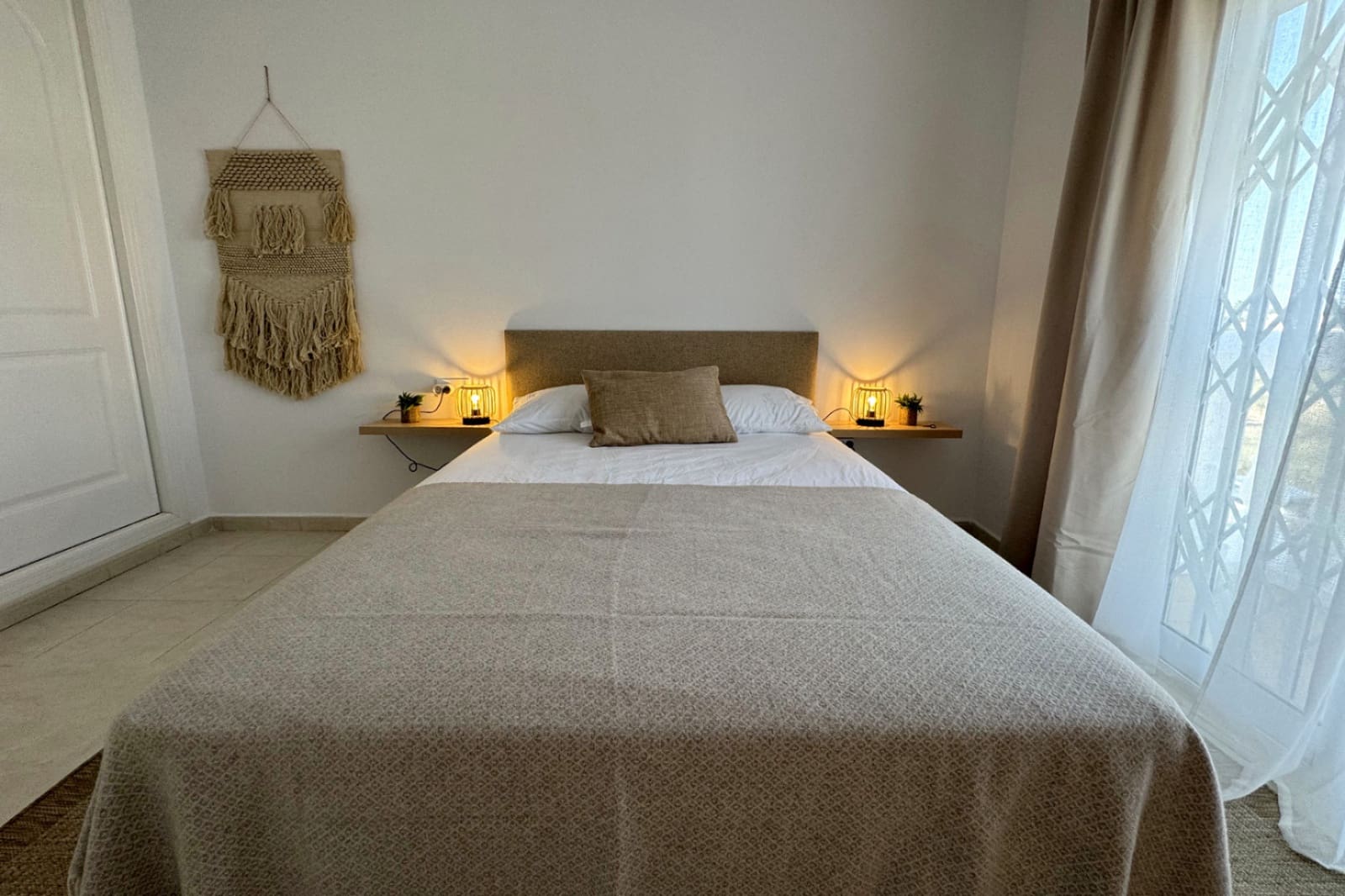Pareado de 3 habitaciones en Doña Pepa en venta - 370.000 € (Ref: 10062379)