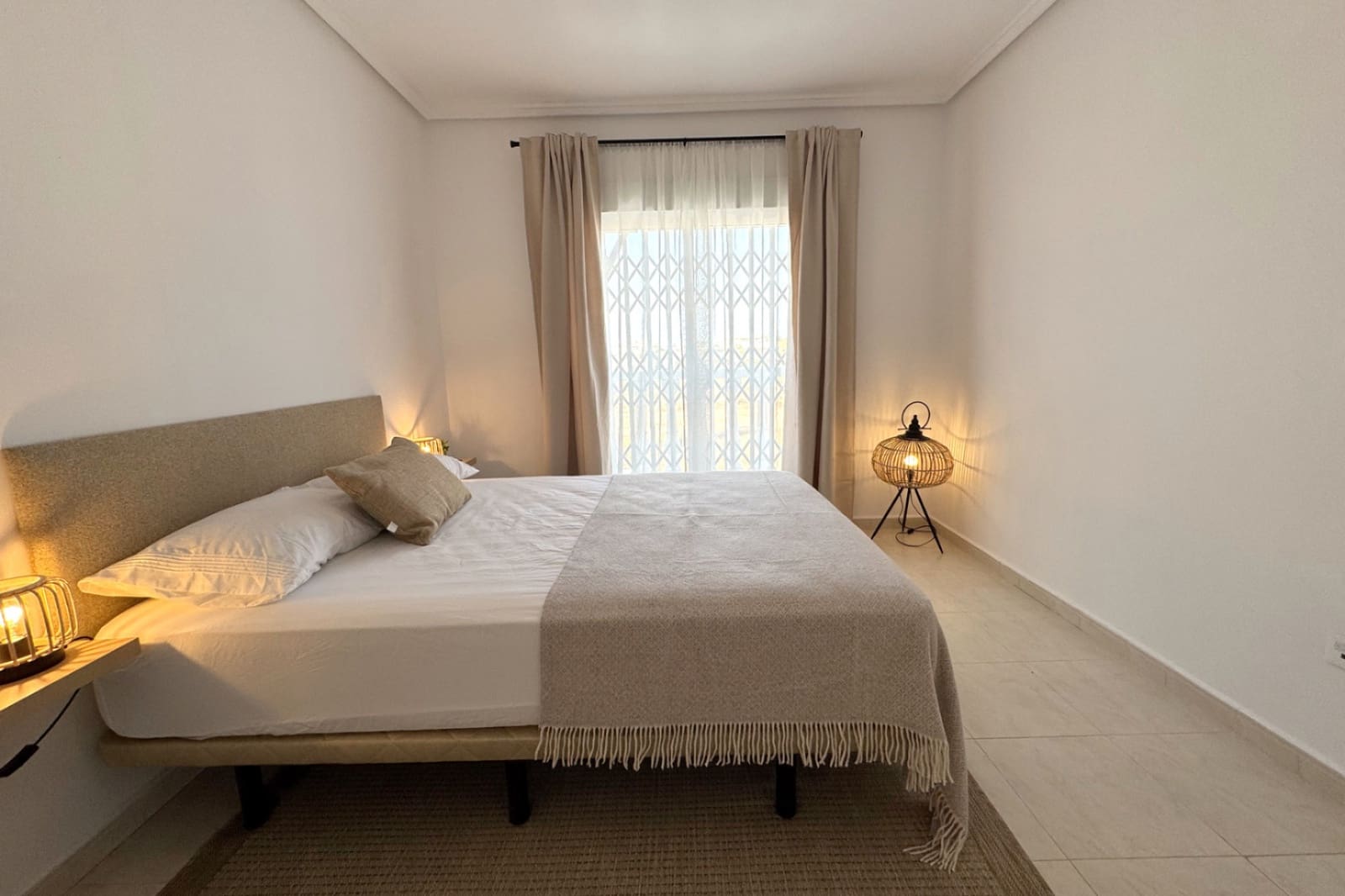 Pareado de 3 habitaciones en Doña Pepa en venta - 370.000 € (Ref: 10062379)