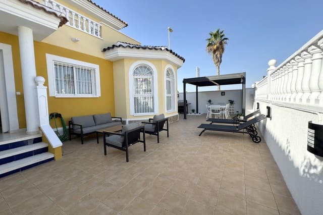 Pareado de 3 habitaciones en Doña Pepa, Rojales en venta - 370.000 € (Ref: 10062379)