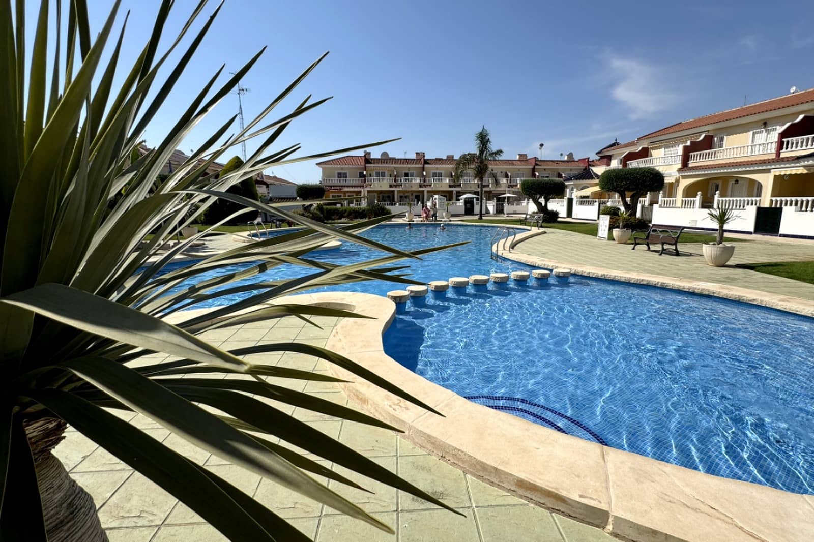 Pareado de 3 habitaciones en Doña Pepa en venta - 370.000 € (Ref: 10062379)