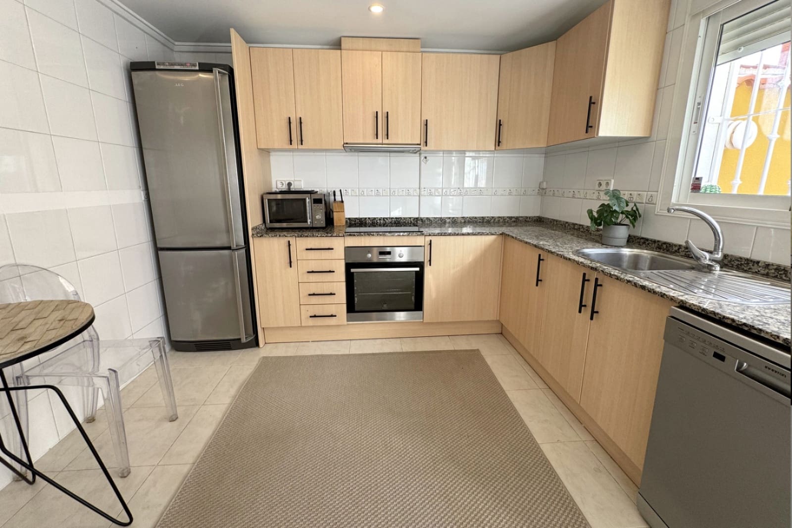 Pareado de 3 habitaciones en Doña Pepa en venta - 370.000 € (Ref: 10062379)