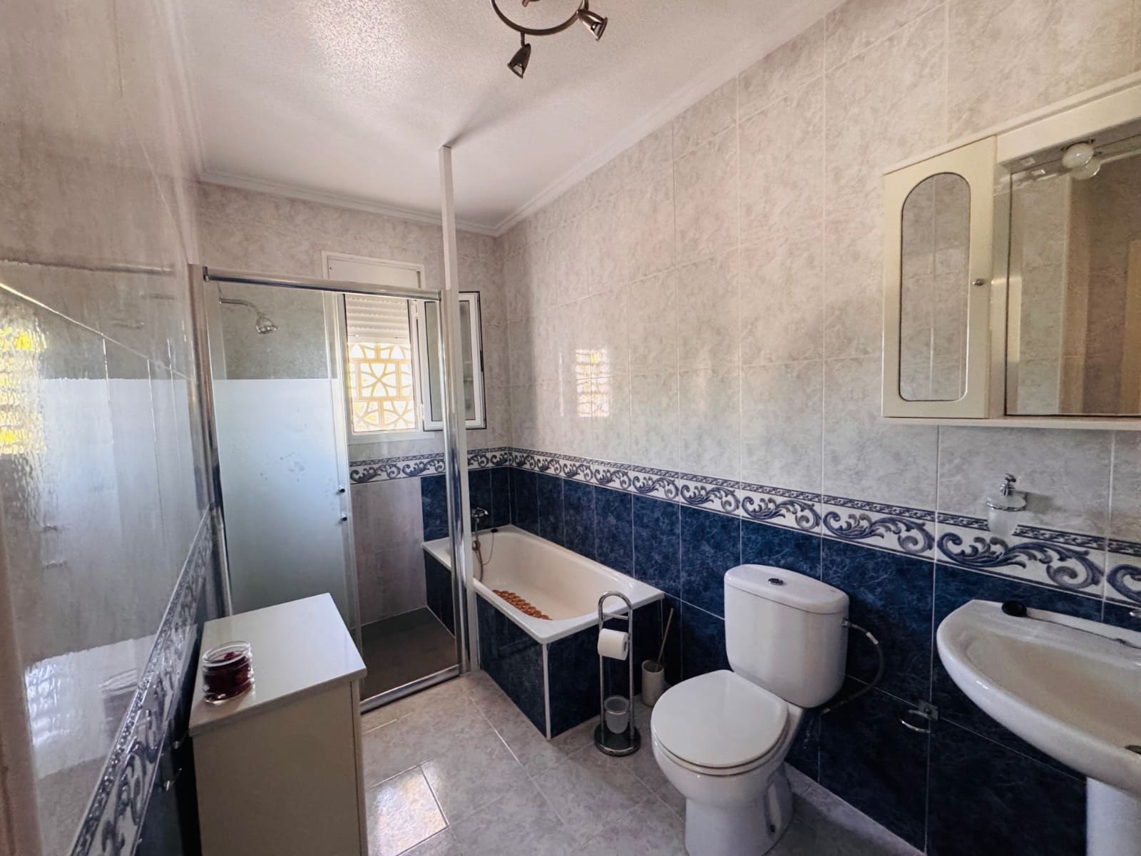 3 soveværelse Villa til salg i Lo Pepin med swimmingpool - € 389.000 (Ref: 10064743)