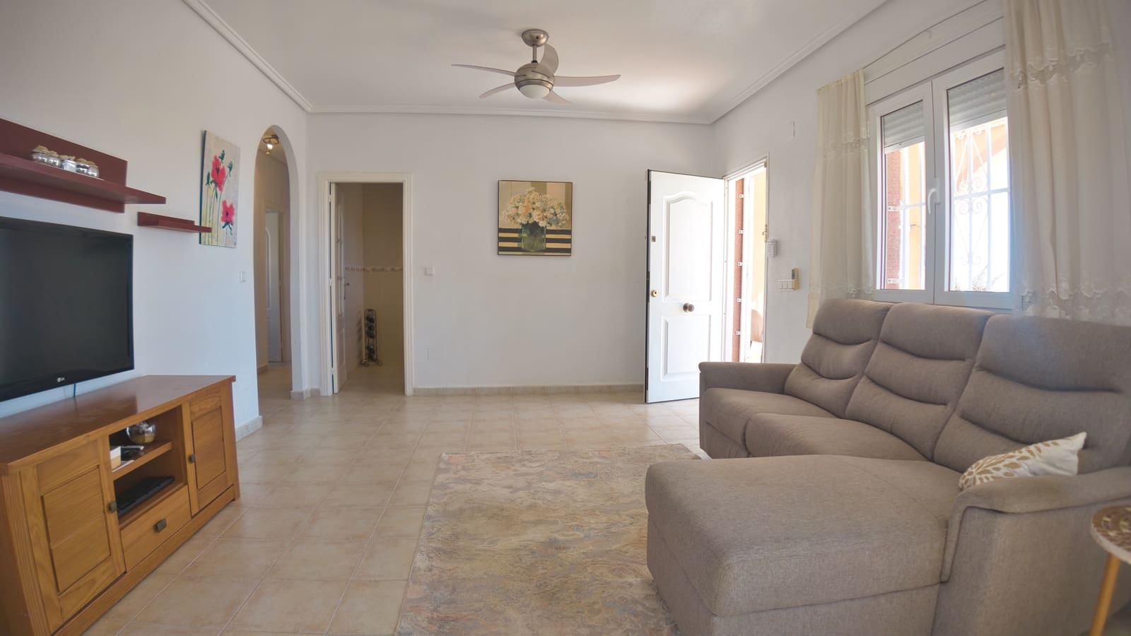 3 soveværelse Villa til salg i Lo Pepin med swimmingpool garage - € 389.000 (Ref: 10064743)