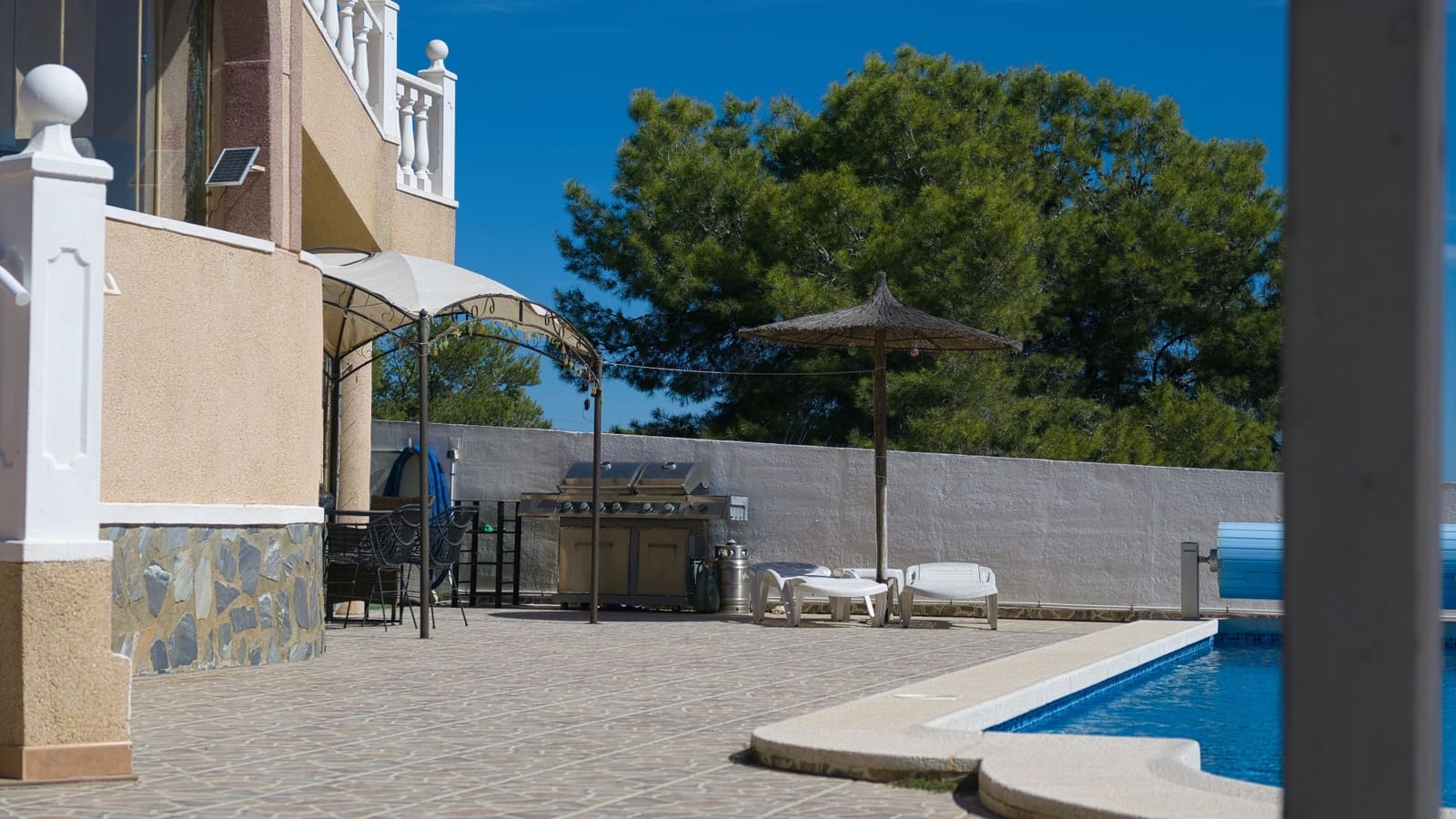 3 soveværelse Villa til salg i Lo Pepin med swimmingpool garage - € 389.000 (Ref: 10064743)