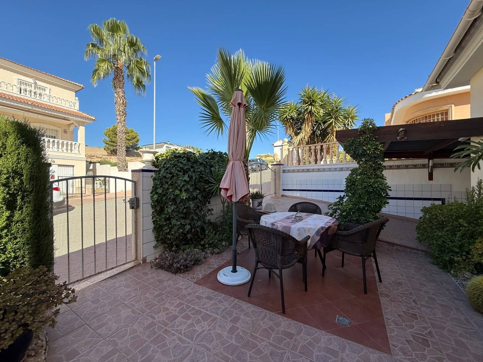 2 sovrum Semi-fristående Villa till salu i Ciudad Quesada - 239 950 € (Ref: 10073275)