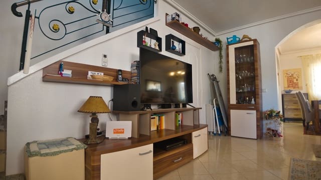 2 slaapkamer Halfvrijstaande villa te koop in Ciudad Quesada, Rojales met garage - € 239.950 (Ref: 10073275)