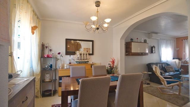 2 slaapkamer Halfvrijstaande villa te koop in Ciudad Quesada, Rojales met garage - € 239.950 (Ref: 10073275)