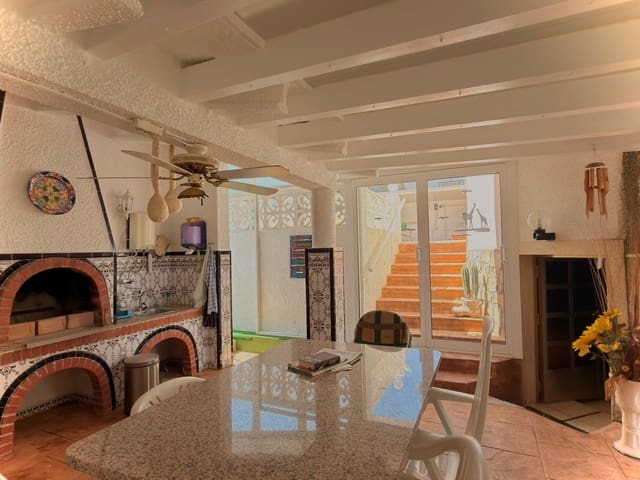 Chalet de 3 habitaciones en Ciudad Quesada, Rojales en venta con piscina - 399.950 € (Ref: 10073276)