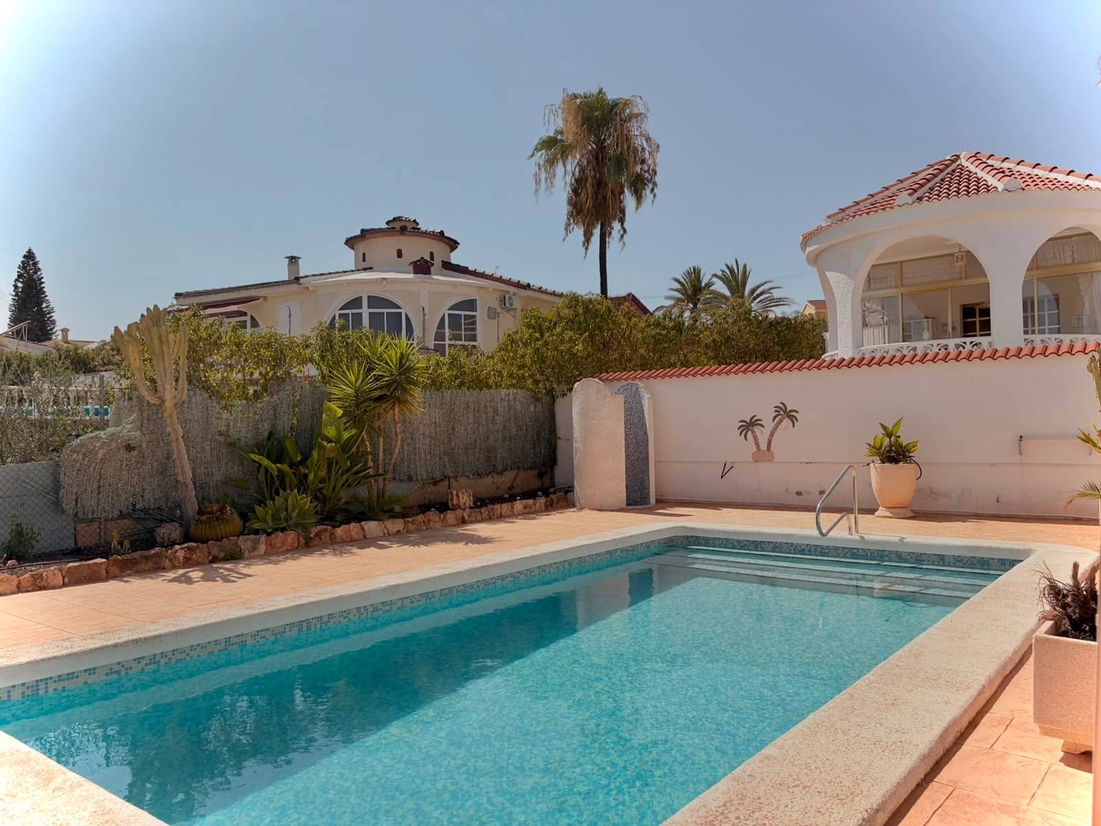 Chalet de 3 habitaciones en Ciudad Quesada en venta con piscina - 399.950 € (Ref: 10073276)
