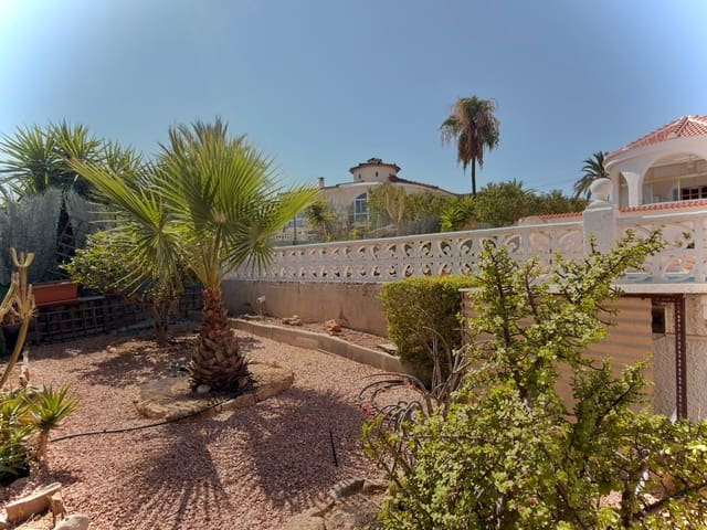 Chalet de 3 habitaciones en Ciudad Quesada, Rojales en venta con piscina - 399.950 € (Ref: 10073276)