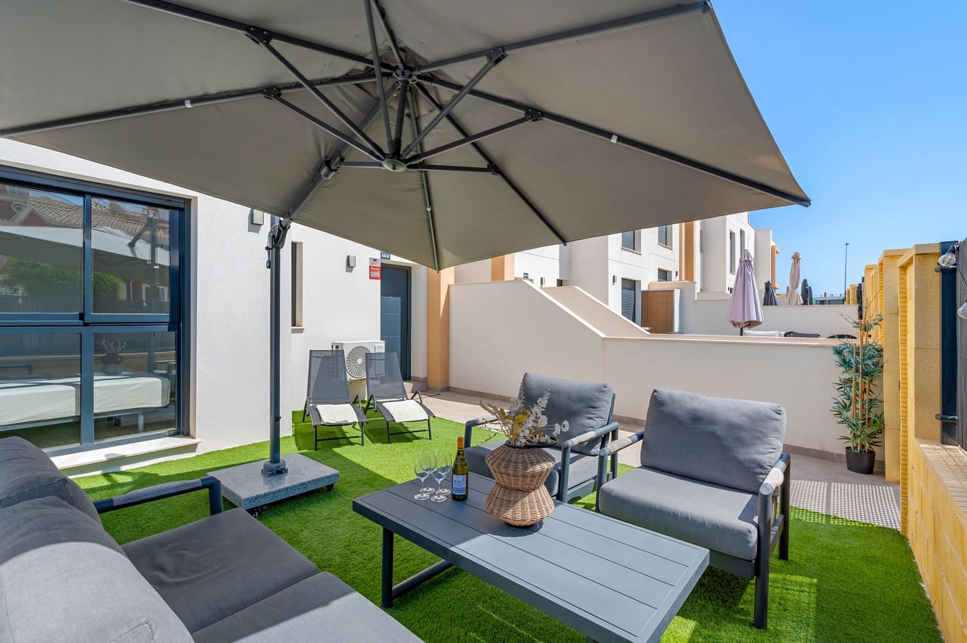 2 chambre Appartement à vendre à Villamartin avec piscine - 279 000 € (Ref: 10077711)