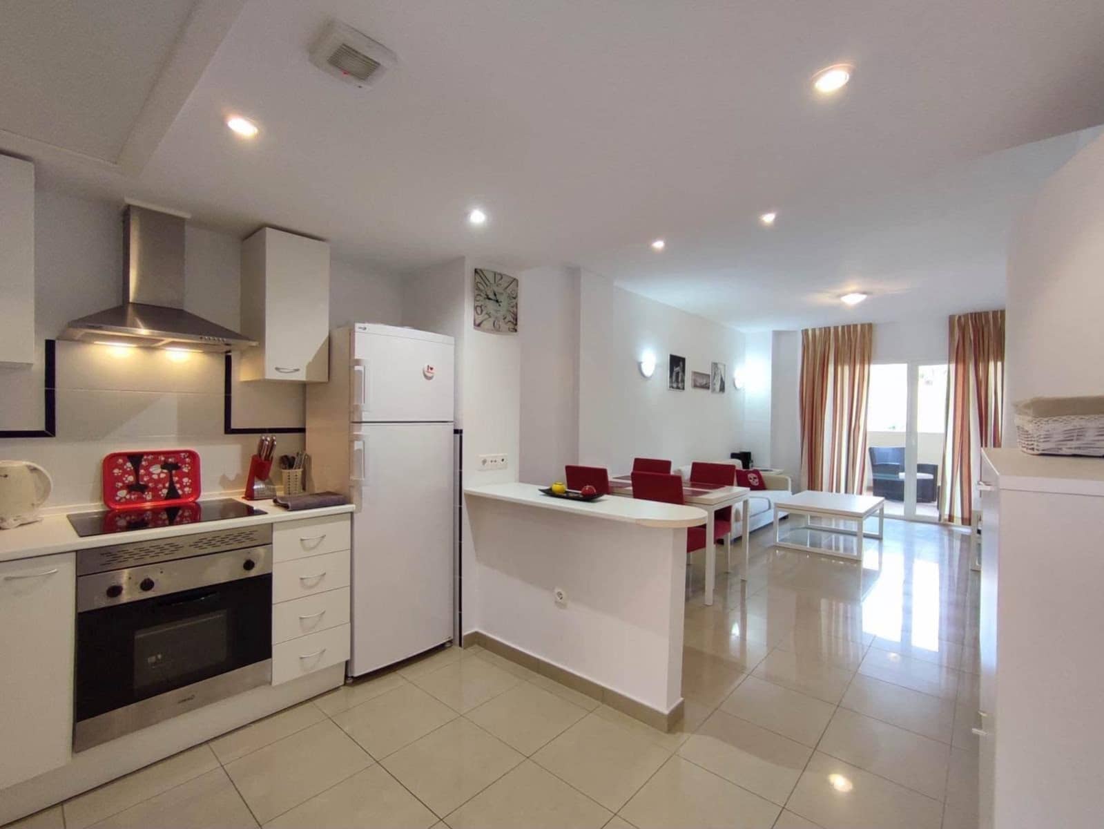 2 Zimmer Apartment zu verkaufen in Playa Flamenca mit Pool - 225.000 € (Ref: 10078438)
