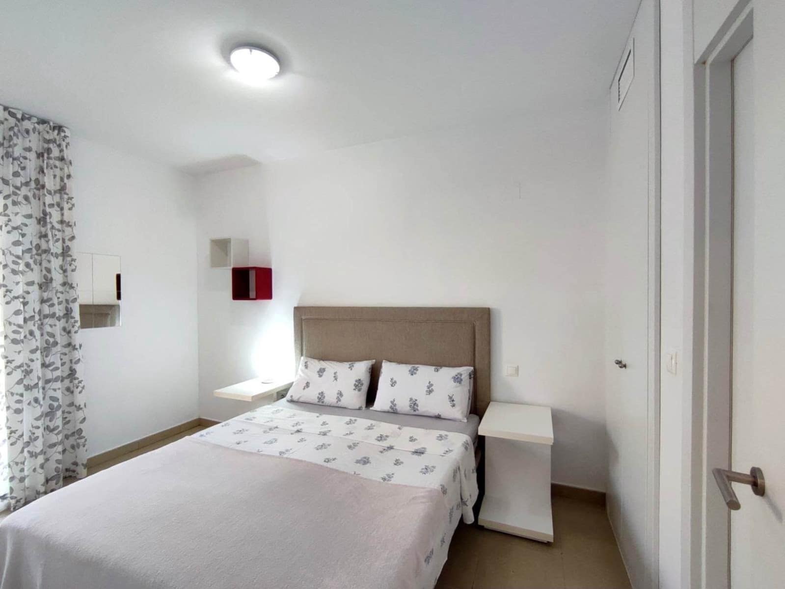 2 Zimmer Apartment zu verkaufen in Playa Flamenca mit Pool - 225.000 € (Ref: 10078438)