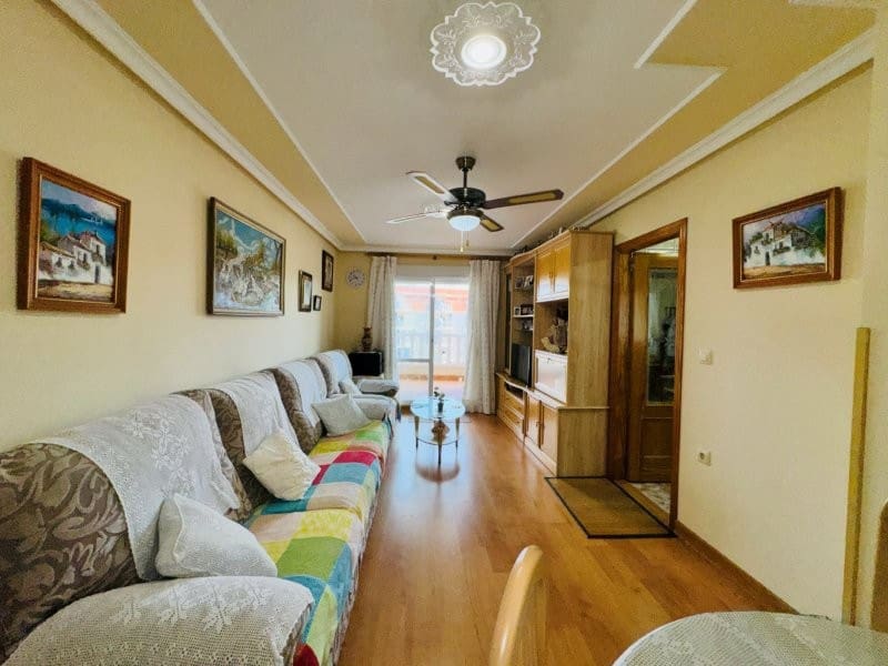 Apartamento de 2 habitaciones en La Mata en venta - 209.000 € (Ref: 10080546)