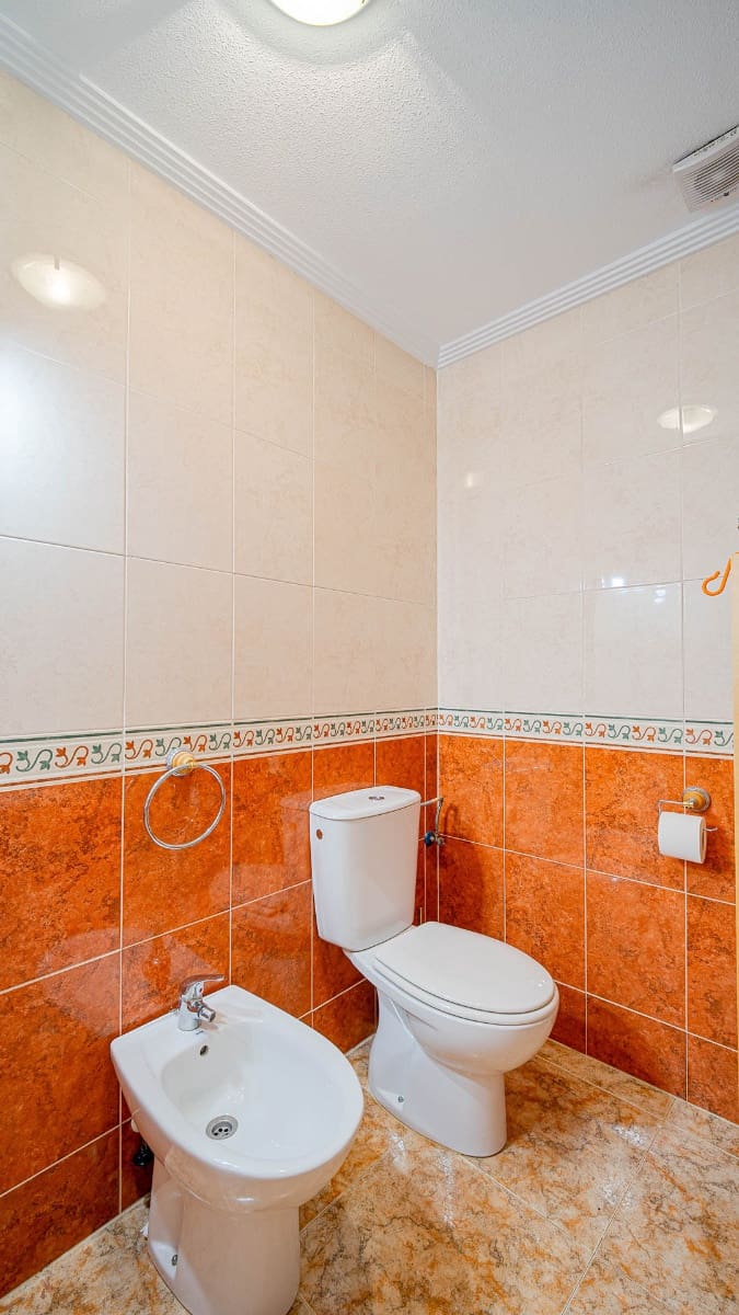 2 Zimmer Apartment zu verkaufen in Orihuela Costa mit Pool Garage - 155.000 € (Ref: 10080549)