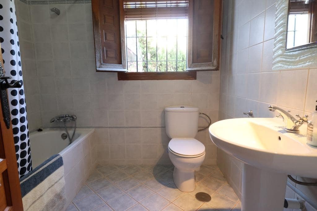 4 chambre Villa/Maison à vendre à Cabo Roig avec piscine garage - 749 000 € (Ref: 10088957)