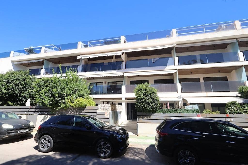 Apartamento de 2 habitaciones en Campoamor en venta con piscina garaje - 235.000 € (Ref: 10088958)