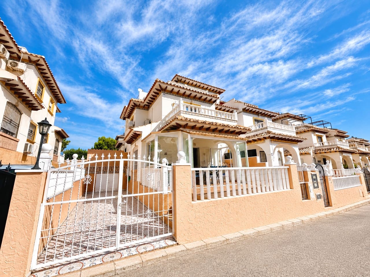 2 chambre Maison de Ville à vendre à Cabo Roig avec piscine garage - 219 995 € (Ref: 10090088)