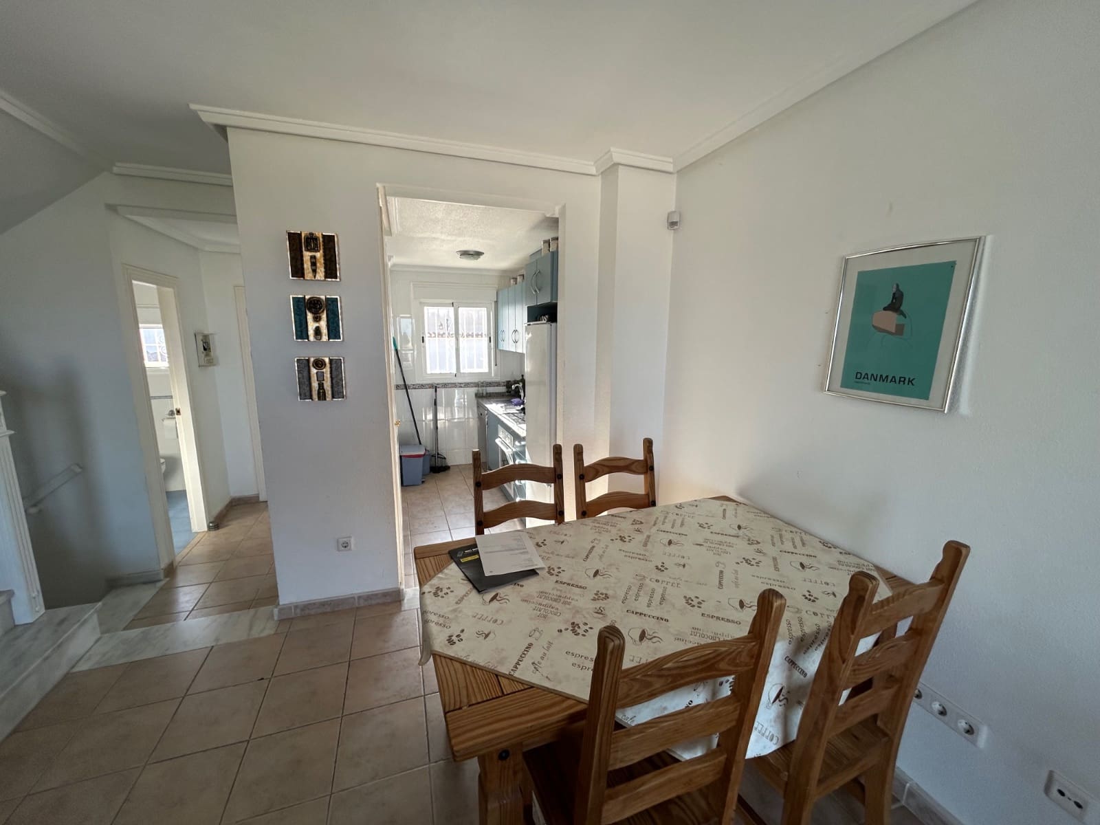 3 soveværelse Semi-Rækkehus til salg i La Marquesa med swimmingpool - € 299.950 (Ref: 10091354)