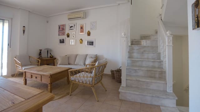 Pareado de 3 habitaciones en La Marquesa, Rojales en venta con piscina - 299.950 € (Ref: 10091354)