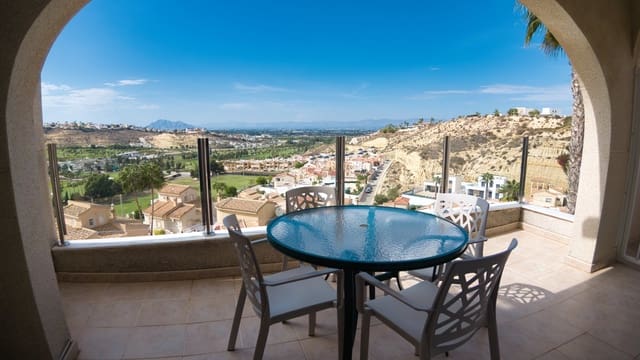 Pareado de 3 habitaciones en La Marquesa, Rojales en venta con piscina - 299.950 € (Ref: 10091354)
