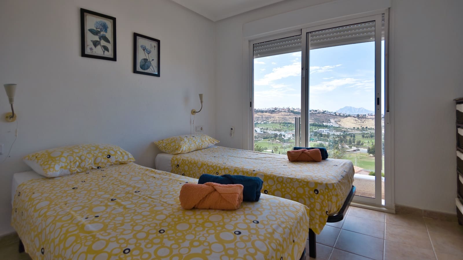 3 bedroom Semi-detached Villa for sale in La Marquesa with pool - € 299,950 (Ref: 10091354)