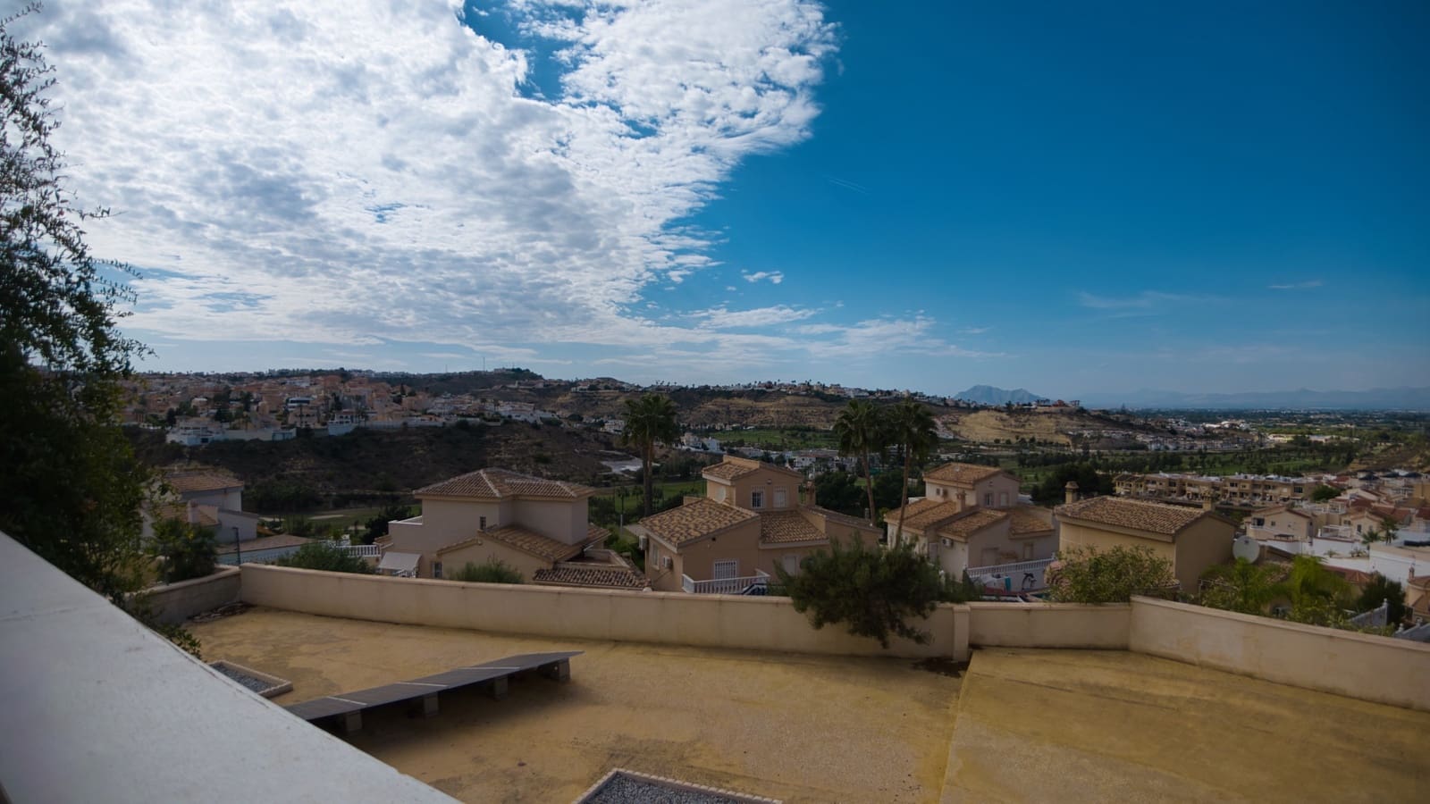 3 bedroom Semi-detached Villa for sale in La Marquesa with pool - € 299,950 (Ref: 10091354)