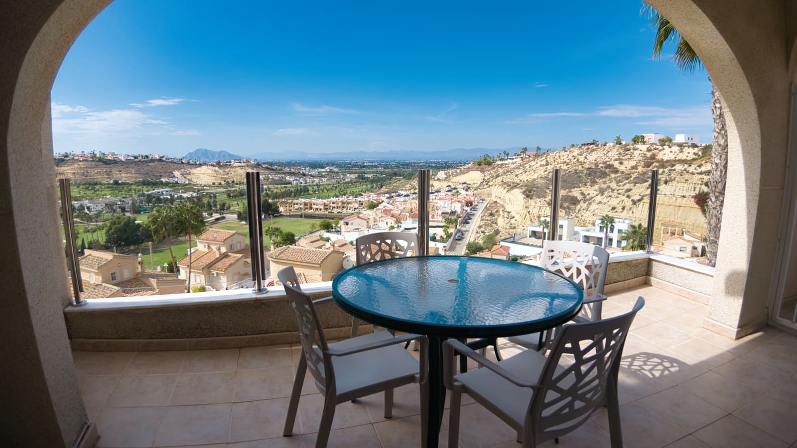 3 bedroom Semi-detached Villa for sale in La Marquesa with pool - € 299,950 (Ref: 10091354)