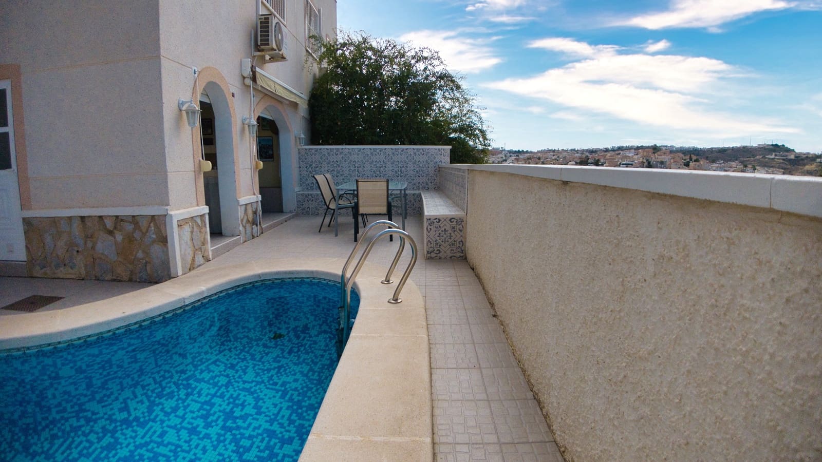 3 bedroom Semi-detached Villa for sale in La Marquesa with pool - € 299,950 (Ref: 10091354)