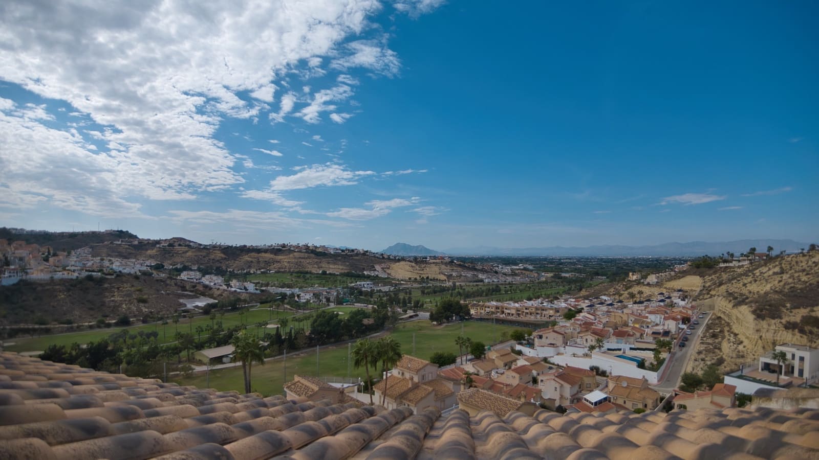 3 bedroom Semi-detached Villa for sale in La Marquesa with pool - € 299,950 (Ref: 10091354)