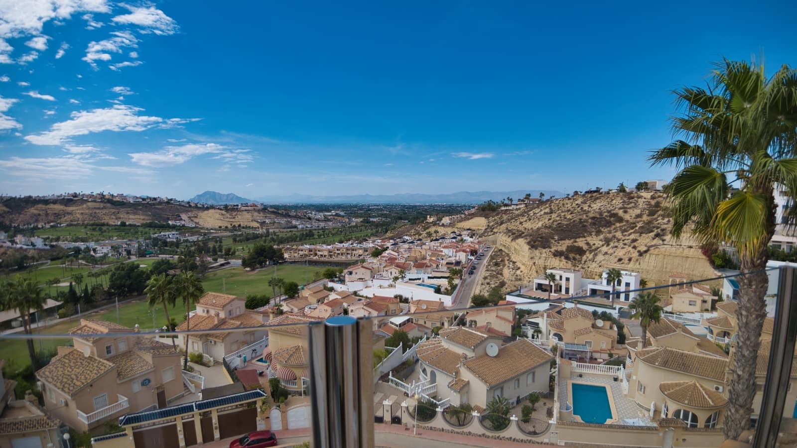 3 bedroom Semi-detached Villa for sale in La Marquesa with pool - € 299,950 (Ref: 10091354)